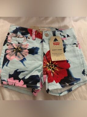 Levi's Light Blue Denim shorty Shorts toddler kid with Red & Pink Floral Print 4